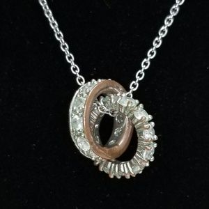 Silver Tone Conjoined Faux Diamond Circle Necklace